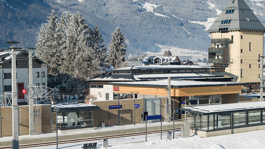 Neue Haltestelle Maishofen-Saalbach