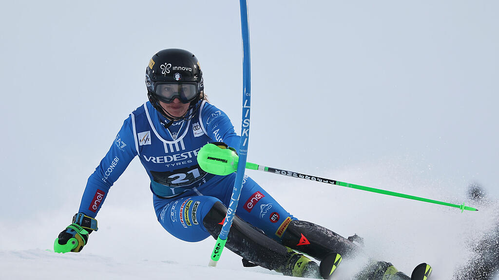 Damen-Slalom in Levi: 1. Durchgang