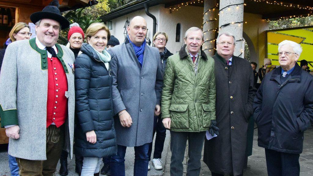 Adventmarkt in St. Leonhard