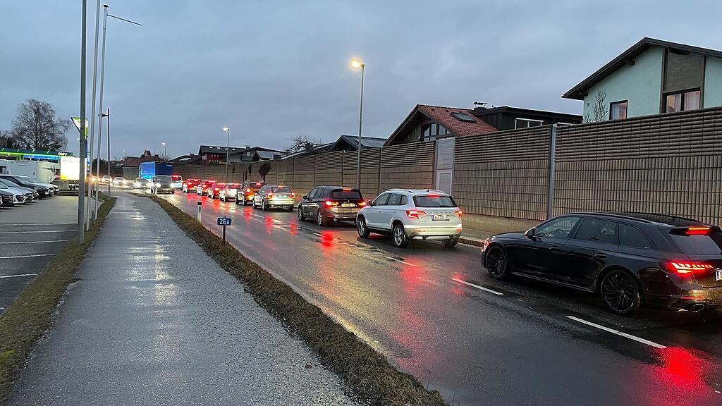 Verkehrsunall in Lamprechtshausen