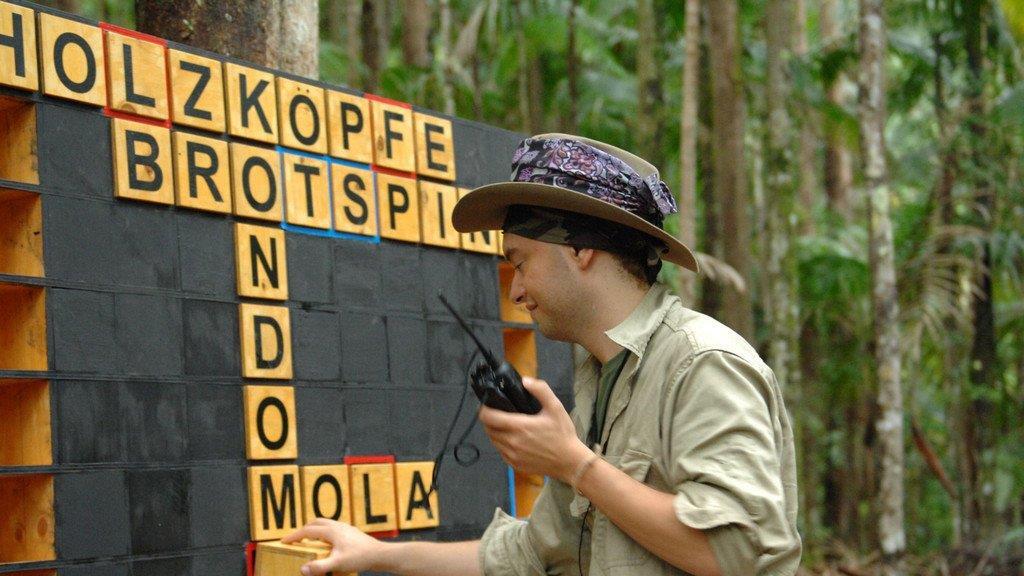 Dschungelcamp 2014: Tag 8: Mola bricht die Prüfung ab