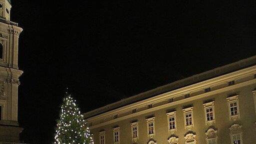 Christbaum fällt Orkan zum Opfer