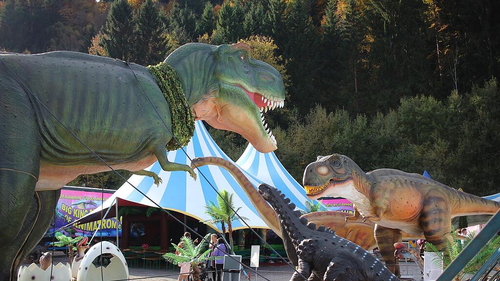"Big King Dinosaurier of Animatronic" in Bischofshofen