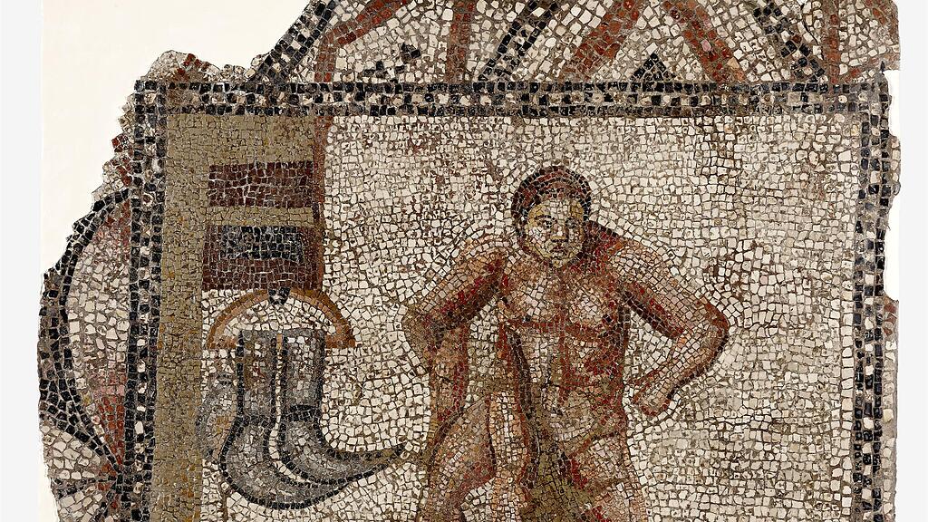 7_Salzburg Museum_InvNr ARCH 2847 12.jpg
