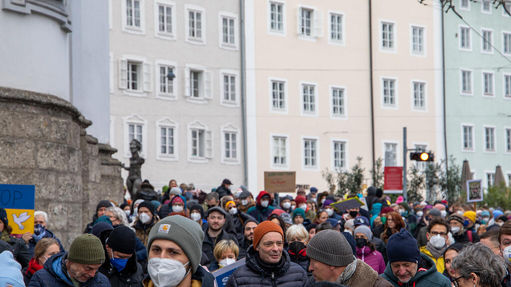 Demo für Ukraine in Salzburg