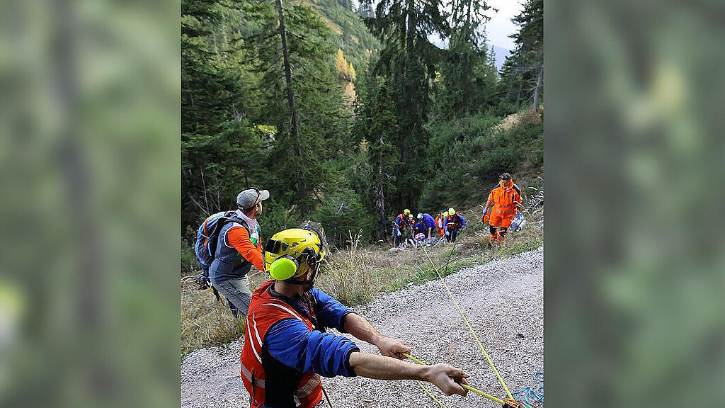 Fahrzeugabsturz Lattengebirge