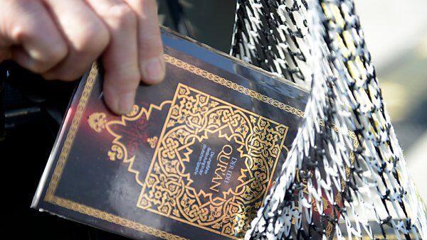 Salafisten missionieren oft in Fußgängerzonen