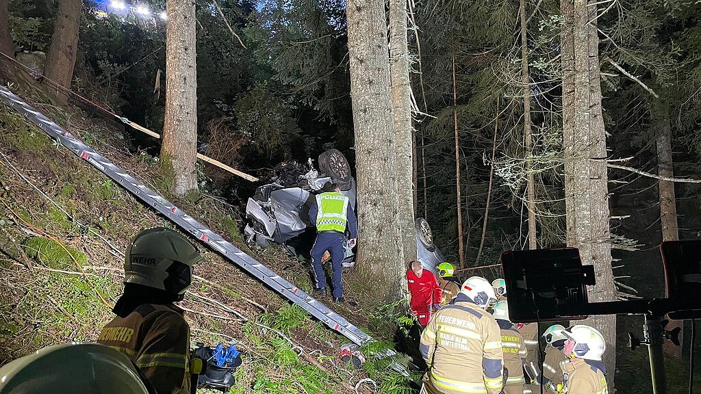 Pkw-Absturz auf B164
