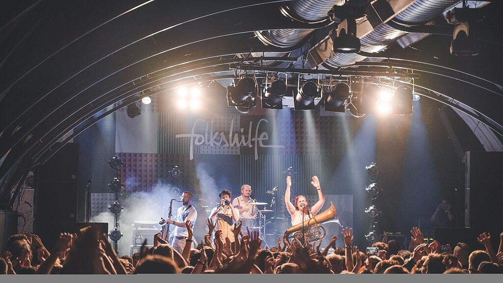 FOLKSHILFE & BLECHSALAT im Rockhouse Salzburg