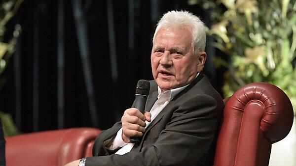 Stronach kann sich an die Spende nicht mehr erinnern