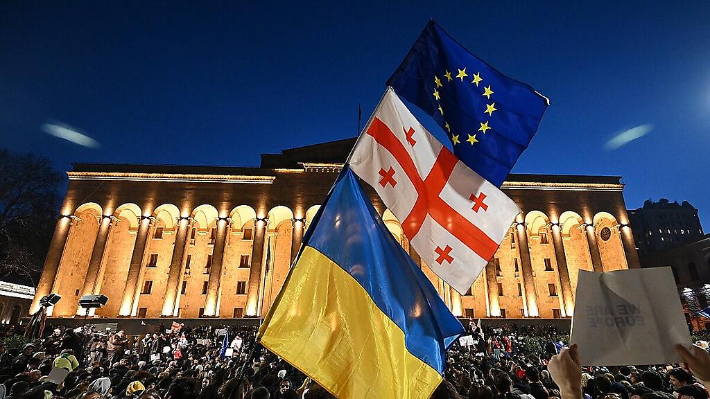 Demonstranten setzen sich vorrst durch