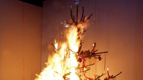 Brand wurde durch Teelicht ausgelöst