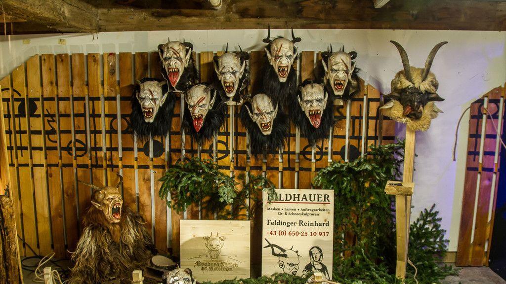 Maskenaustellung Hallein III