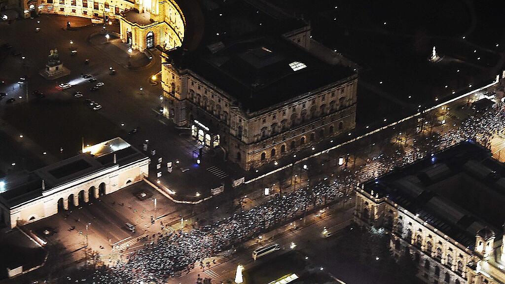 Lichtermeer auf Wiener Ringstraße
