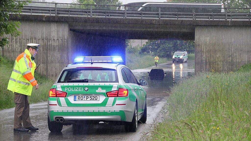 Die A8 wurde am Mittwoch wieder für den Verkehr freigegeben.