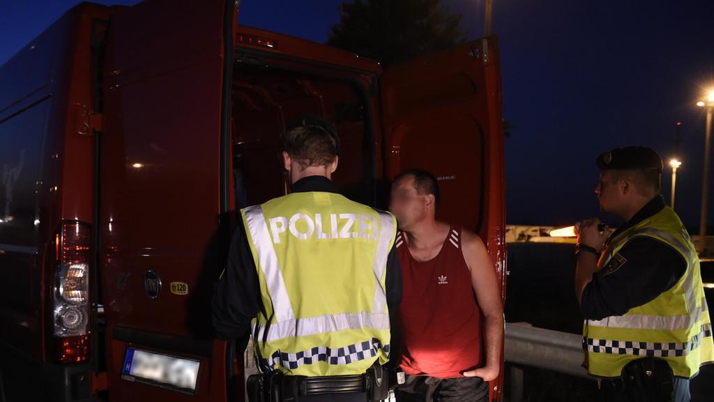 Flüchtlinge: Schwerpunktkontrollen in Nickelsdorf
