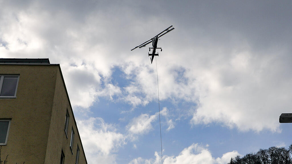 Baumfällungen per Hubschrauber am Kapuzinerberg