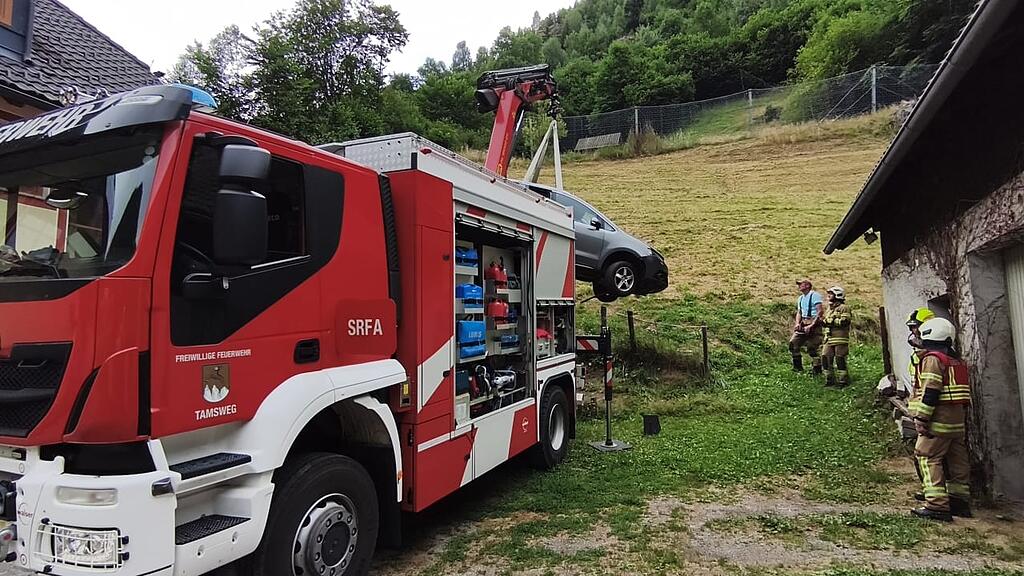 Fahrzeugabsturz in Ramingstein