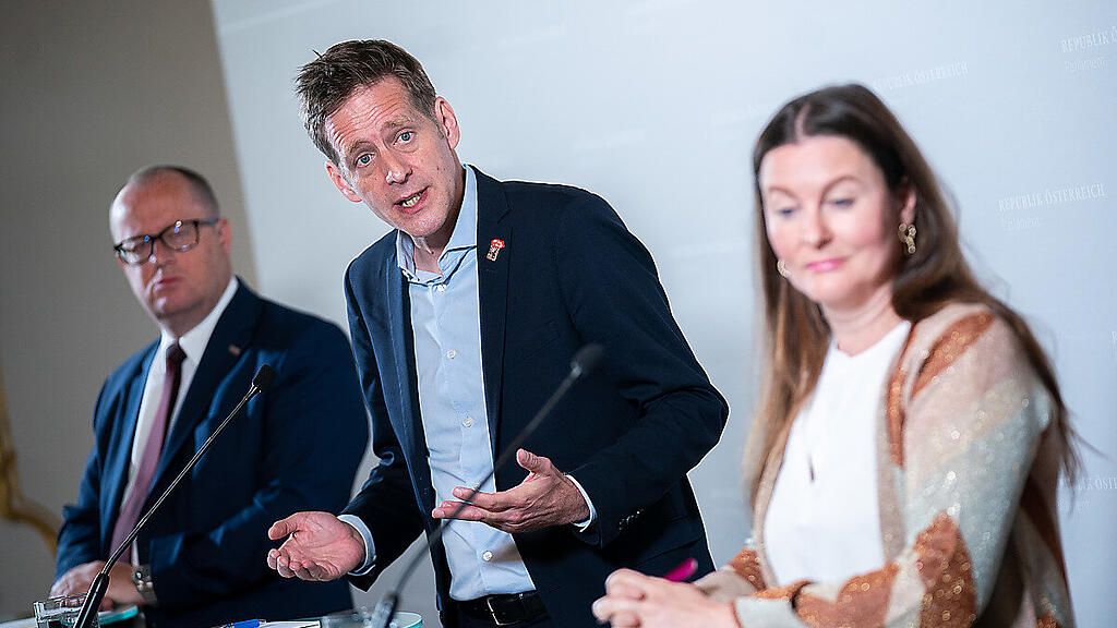 Opposition protestiert gegen Budgetplan