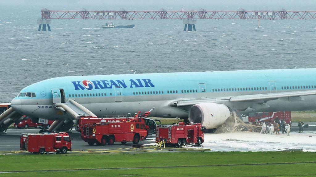 Korean Air in Tokio: Hunderte Menschen aus brennendem Flugzeug gerettet