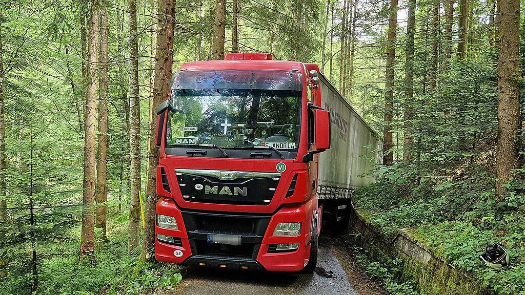 Lkw-Bergung in Thalgau