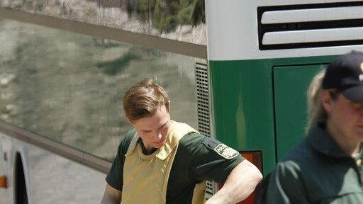 Suche nach Mörder