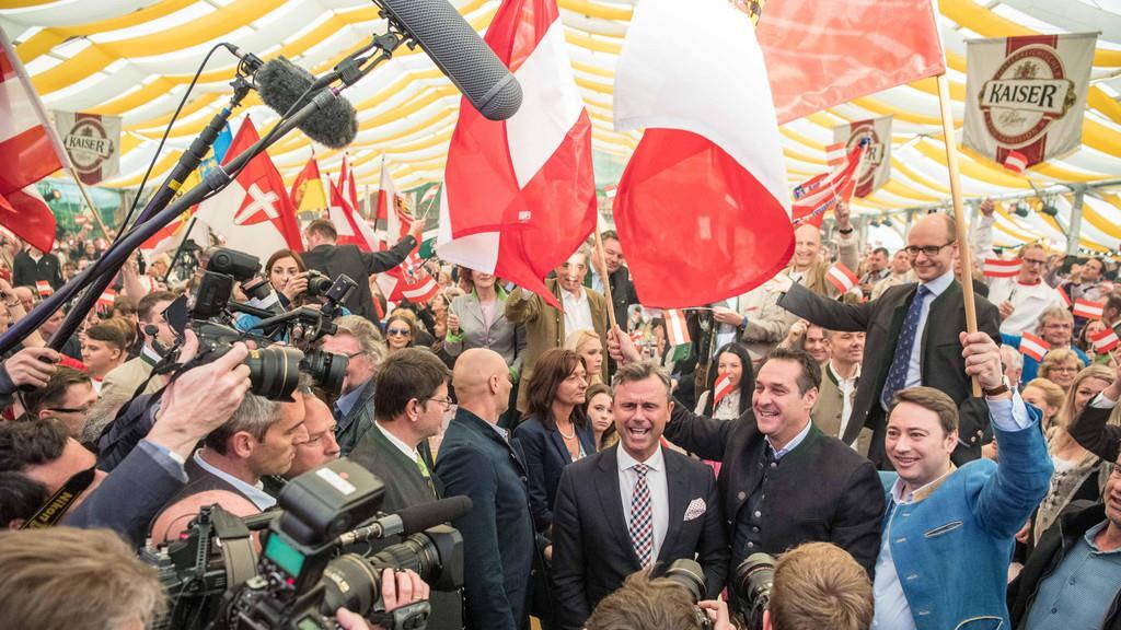 FPÖ feiert 1. Mai in Linz