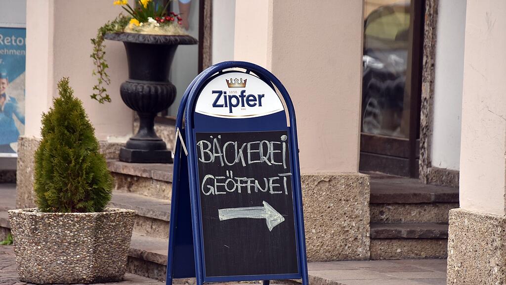 Leere Stra\u00dfen in Gr\u00f6dig