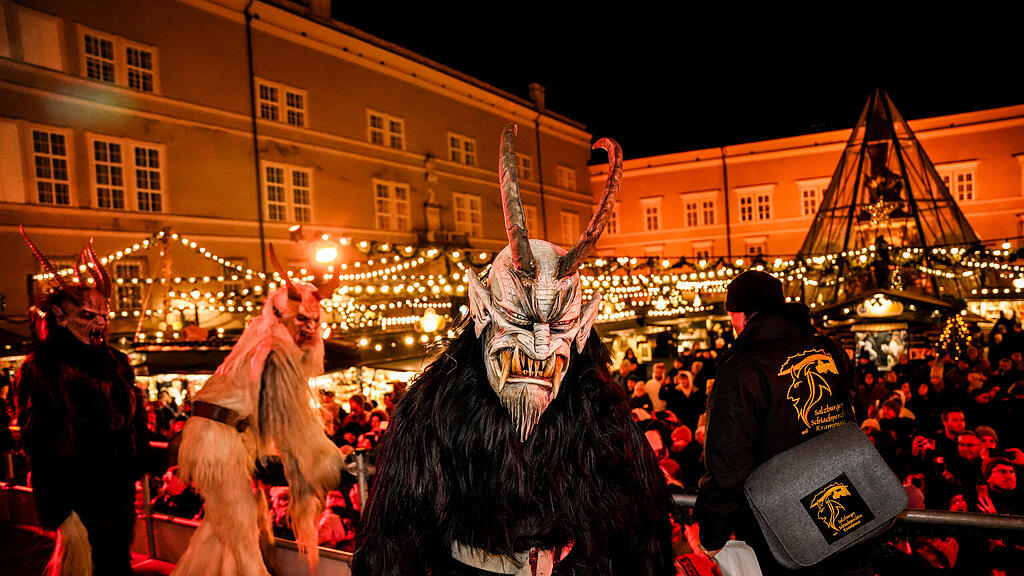Der Krampuslauf am Christkindlmarkt