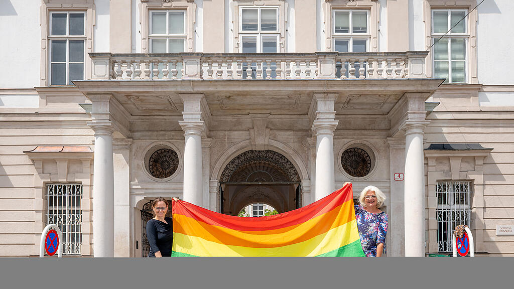Regenbogen-Fahne