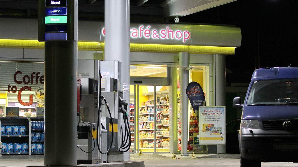 Überfall auf Tankstelle in Puch