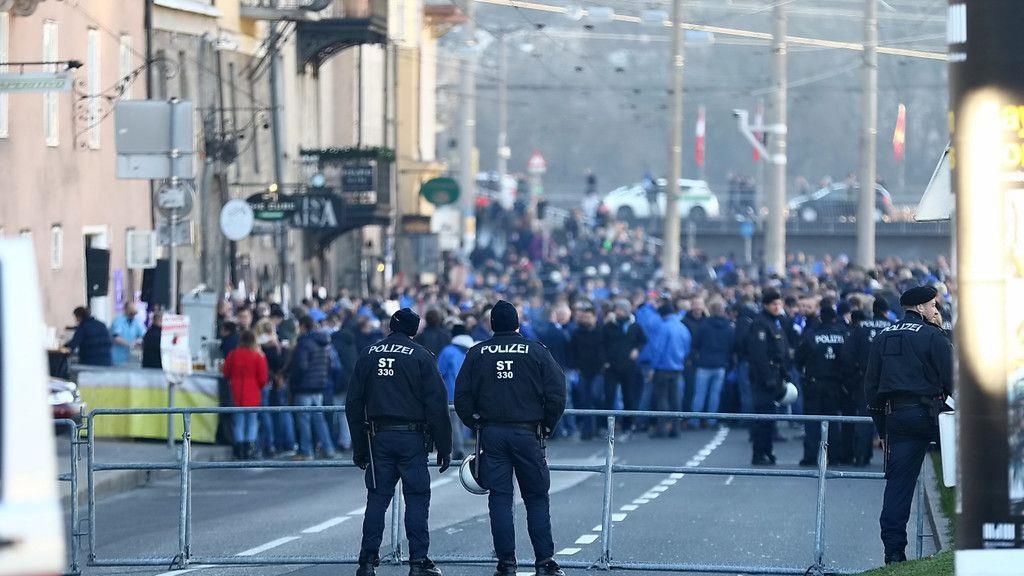 Polizei im Großeinsatz