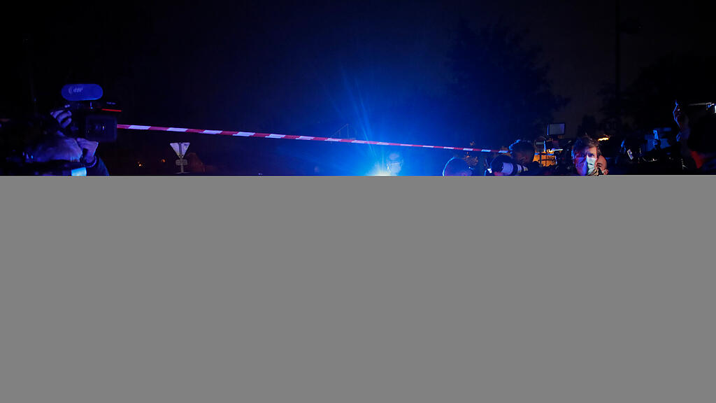Mann bei Paris enthauptet