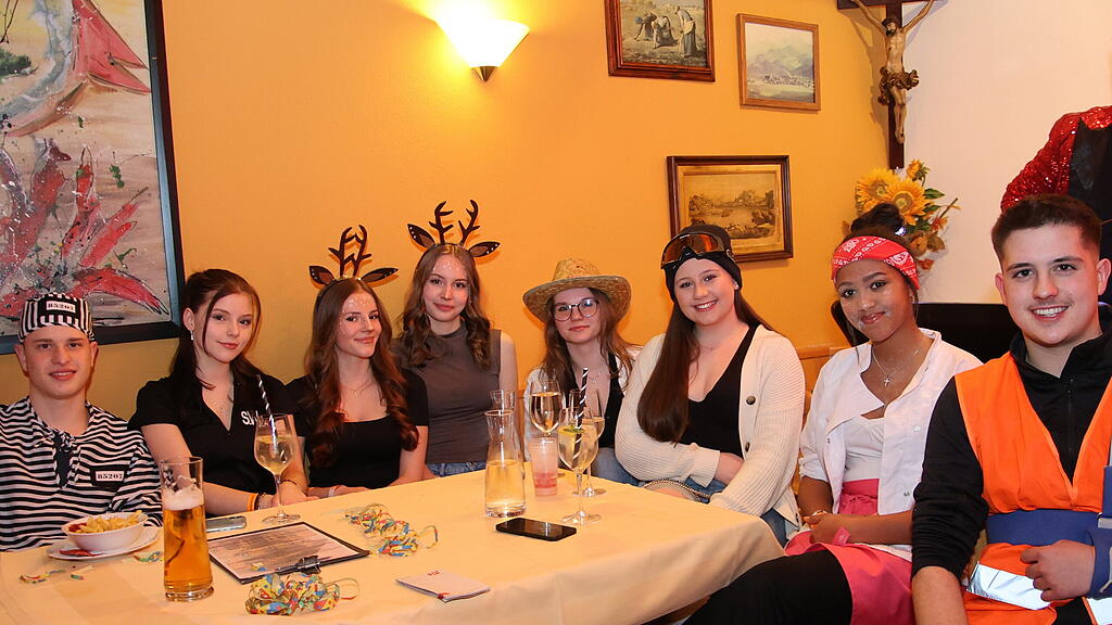 Oberalmer Faschingsgschnas im Gasthof Angerer