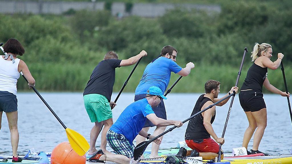 SUP-Rennen am Wallersee
