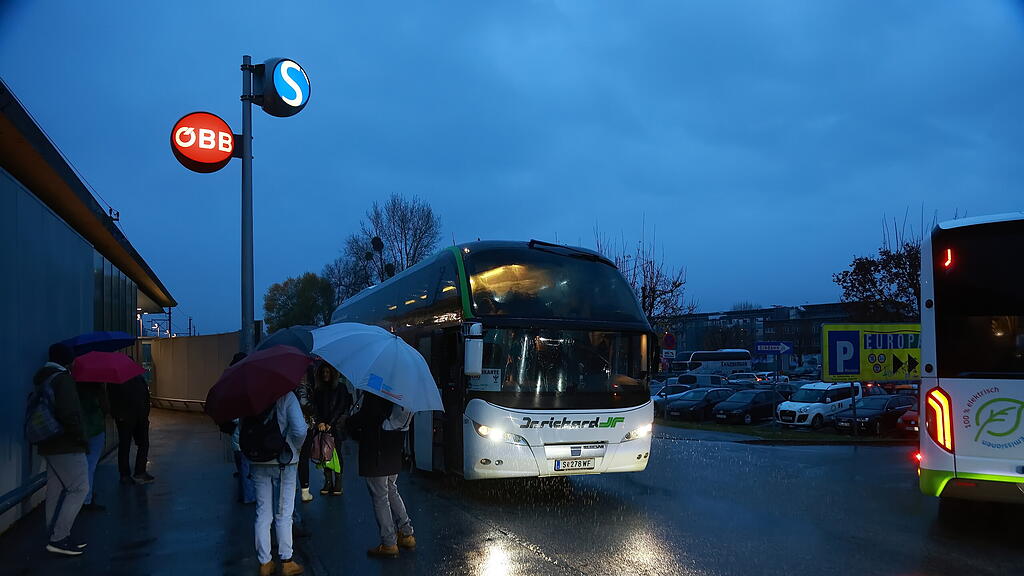 20241126fmt_demowien_ta_001.JPG