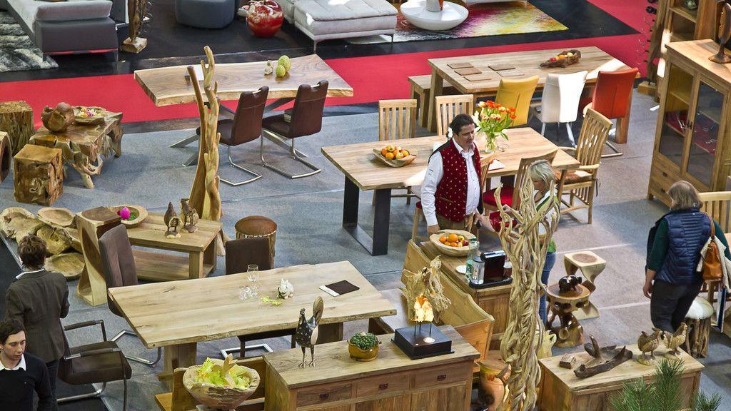 Bauen Wohnen: Rundgang durch die Messe