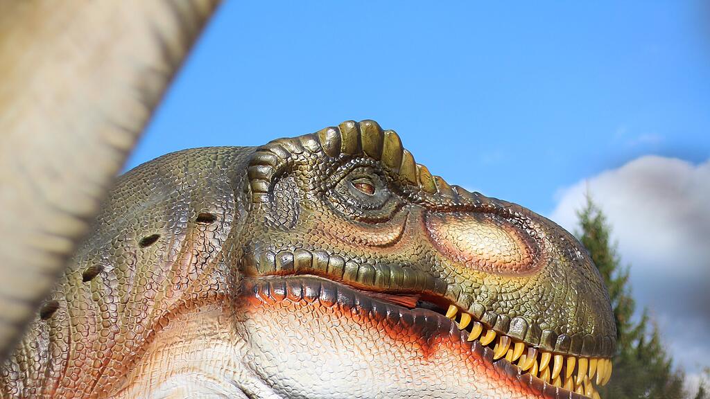 "Big King Dinosaurier of Animatronic" in Bischofshofen