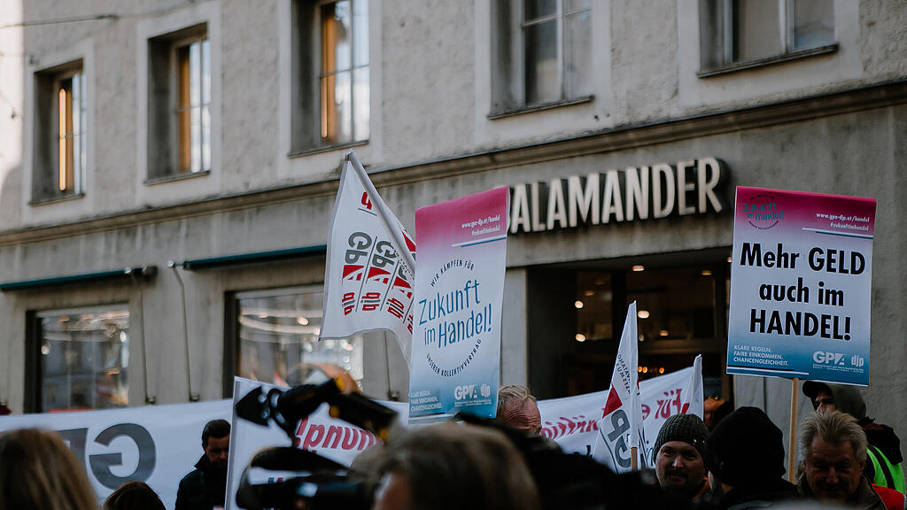 Protestkundgebung GPA-djp Salzburg