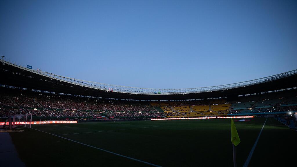 Stromausfall Ernst-Happel-Stadion