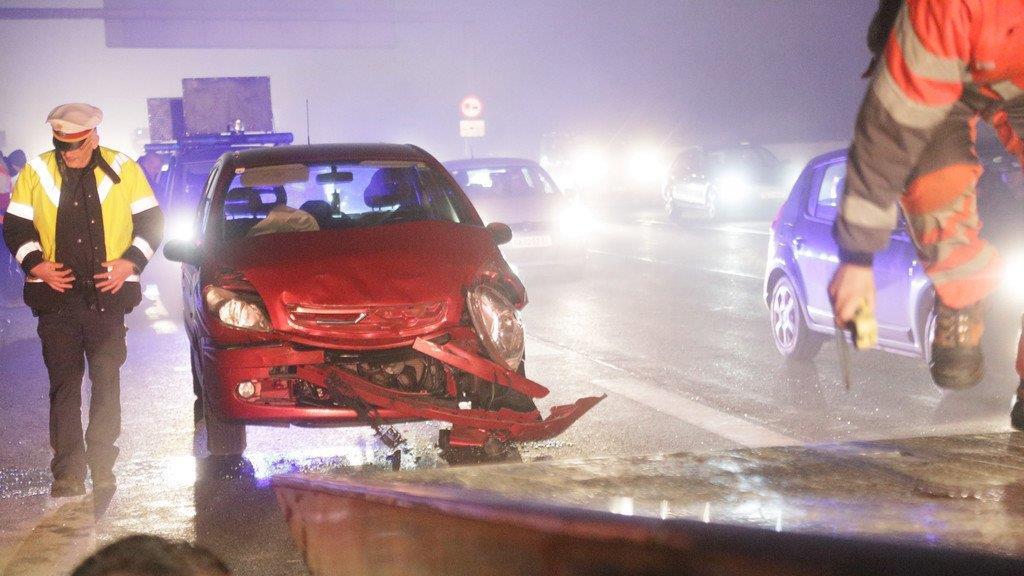 Stau nach Auffahrunfall auf A1