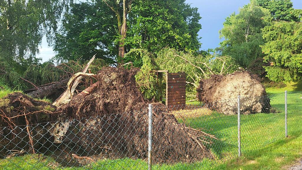 Unwetter in Salzburg: Erste Feuerwehreinsätze in Mozartstadt