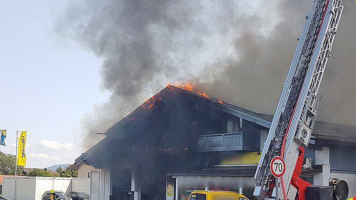 Werkstatt in Ainring in Flammen