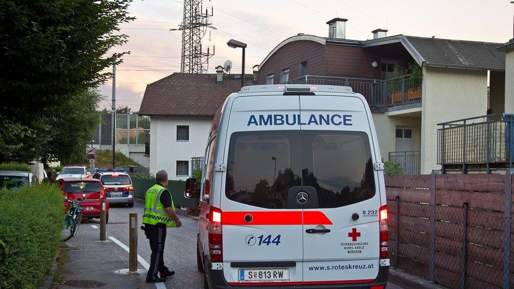 Liefering: Crash zwischen Radfahrerin und Fußgänger