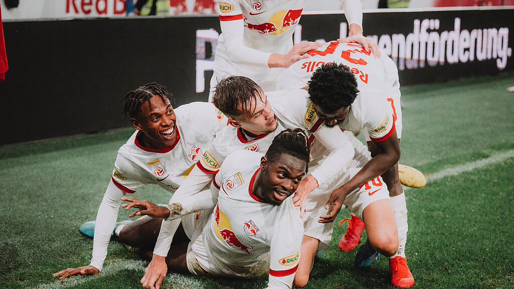 Oumar Solet, Red Bull Salzburg, LASK