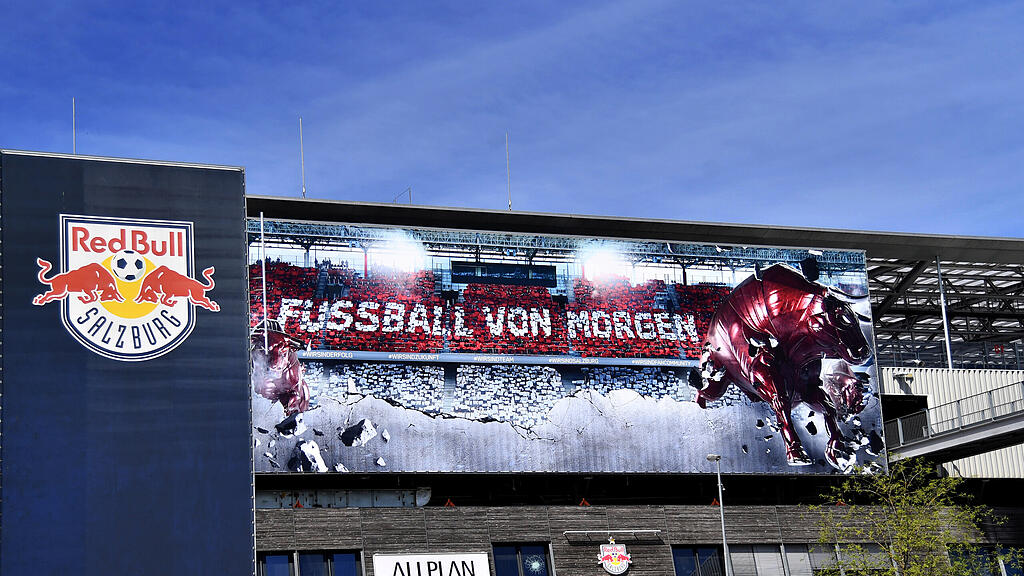 Red Bull Salzburg, Stadion, Fußball