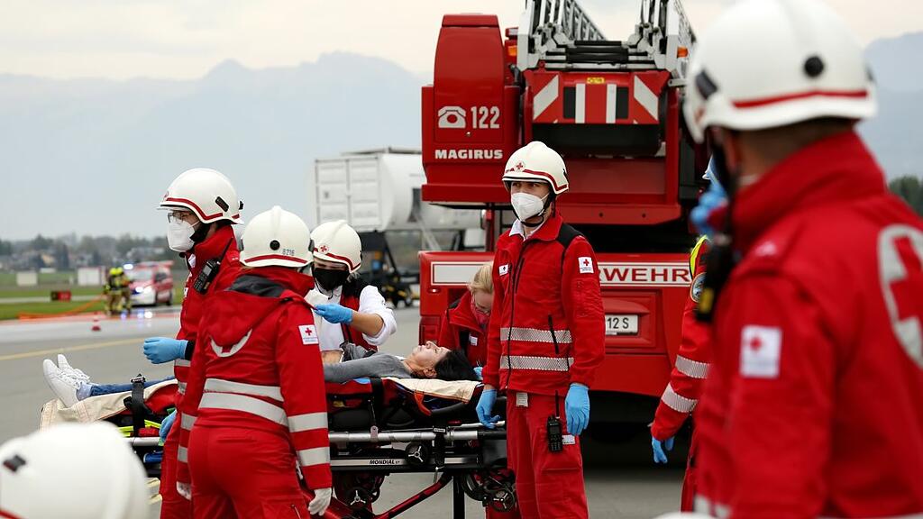 Große Übung am Salzburger Flughafen