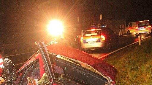 Bilder vom Unfallort auf der B1