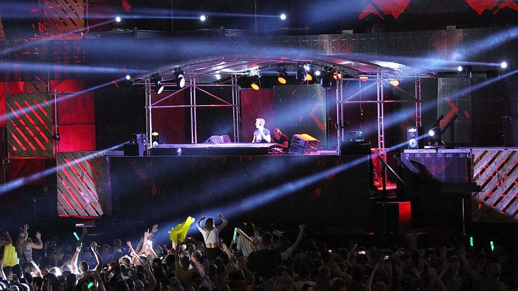 Electric Love Festival 2016: Tag 2, V