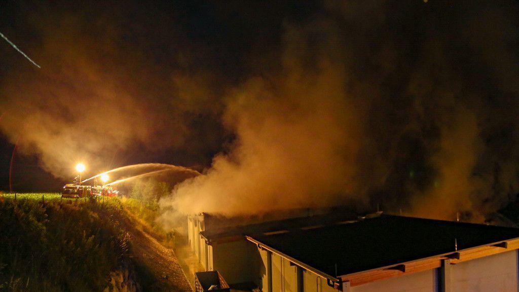 Brand in Müllentsorgungsfirma in St. Pantaleon I